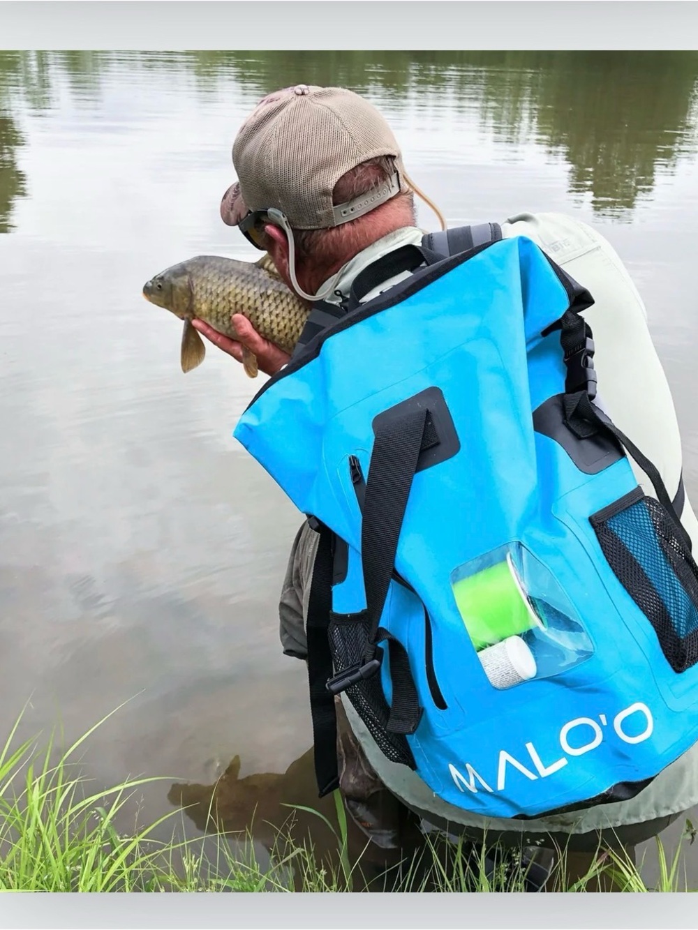 30L Waterproof Backpack – Roll-Top Dry Bag for Beach, Travel & Outdoor Gear